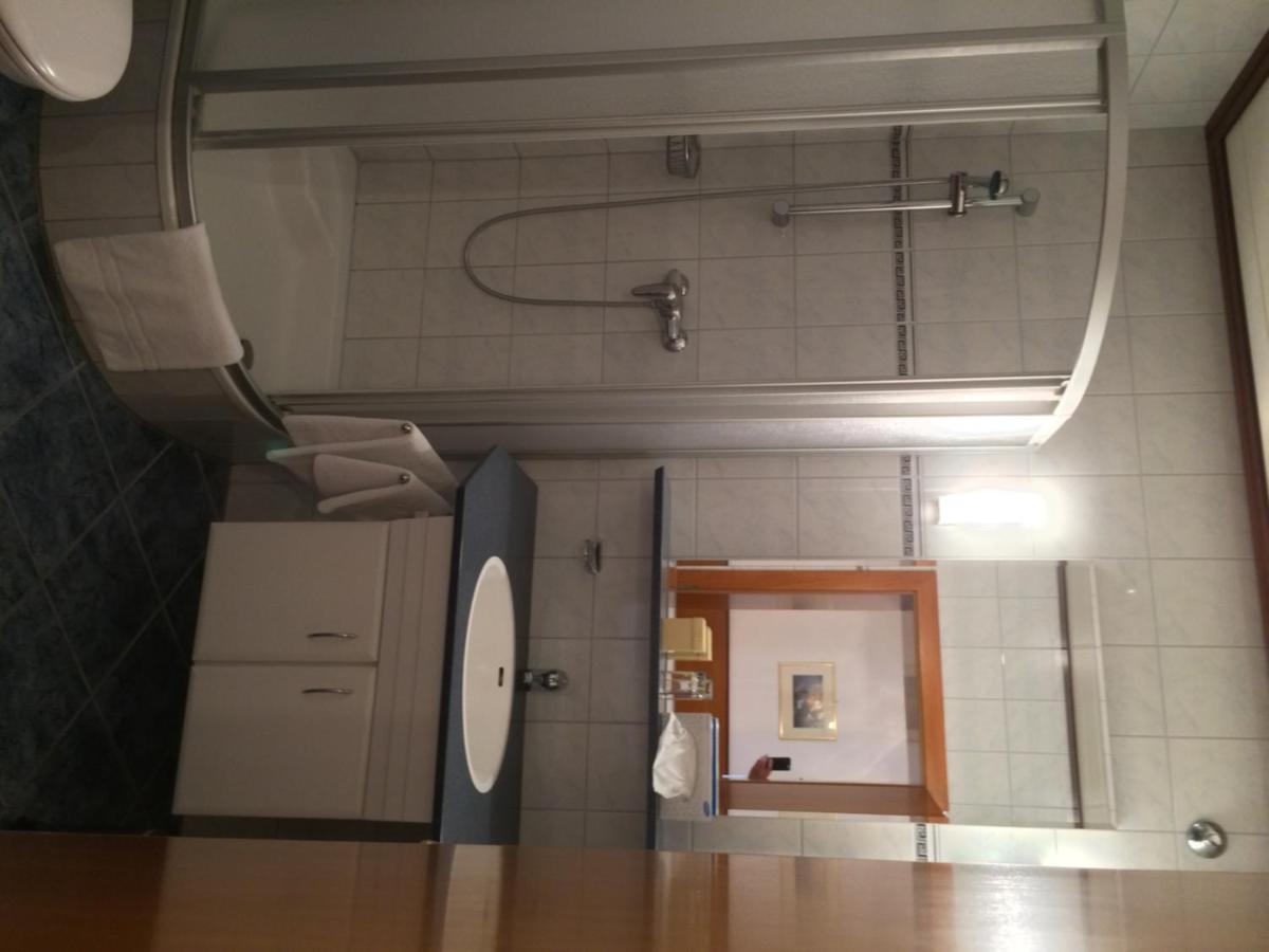 Seehotel Schwan Gmunden Luaran gambar