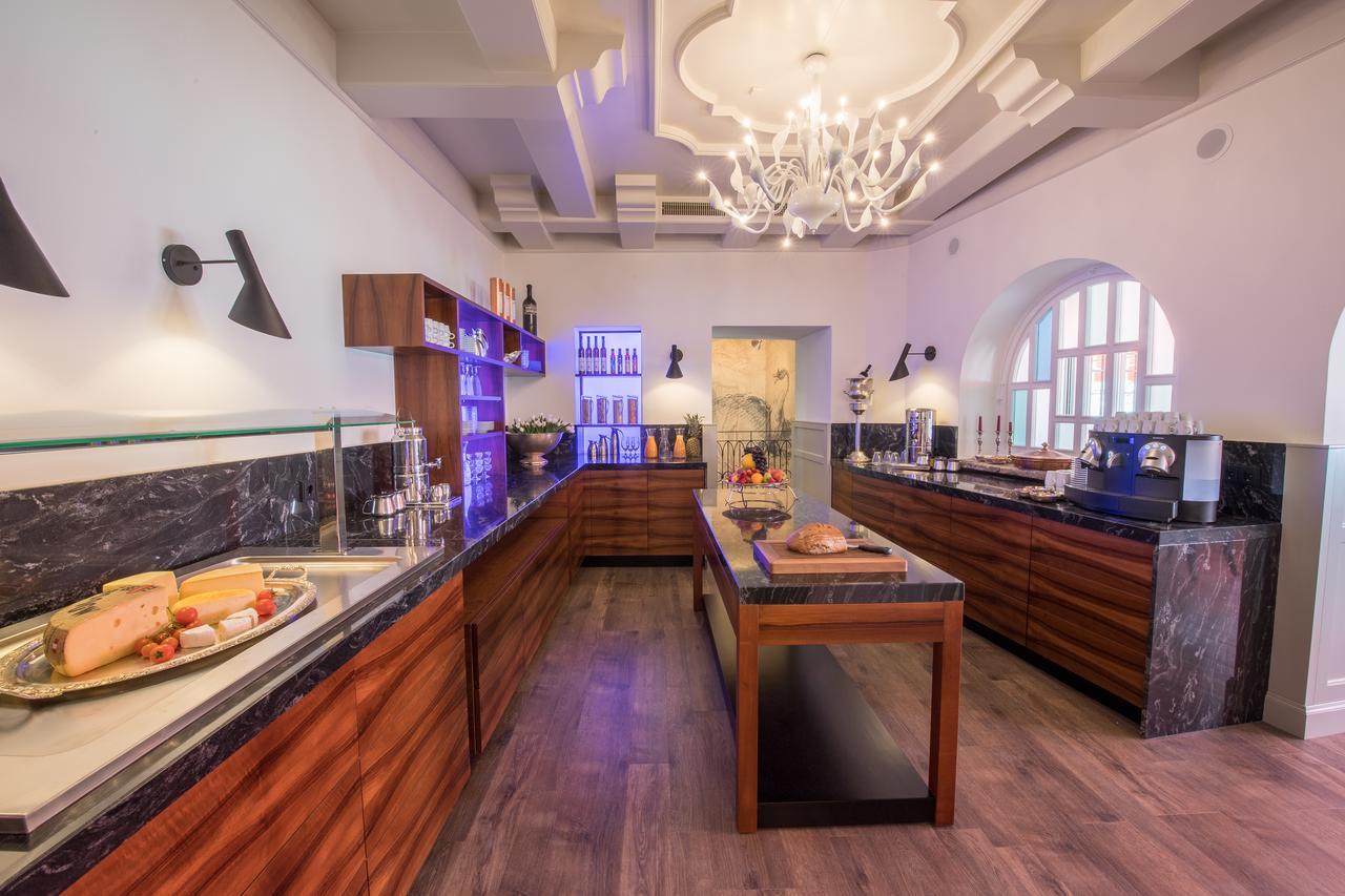 Seehotel Schwan Gmunden Luaran gambar